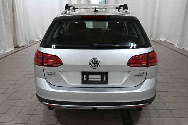 Used 2017 Silver Volkswagen TSI S image 10