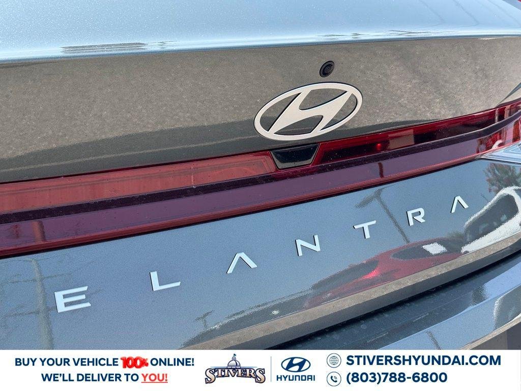 New 2026 Gray Hyundai SE image 15