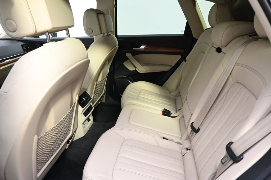 Used 2021 Ibis White Audi 45 Premium image 21