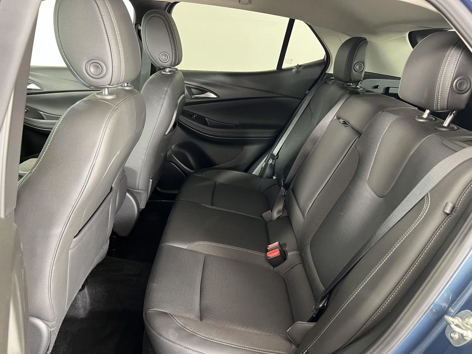 Used 2025 Ocean Blue Metallic Buick Preferred image 17