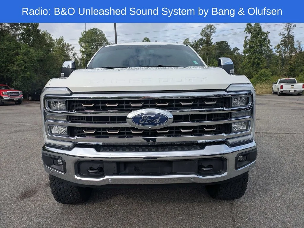 Used 2025 White Ford King Ranch image 9