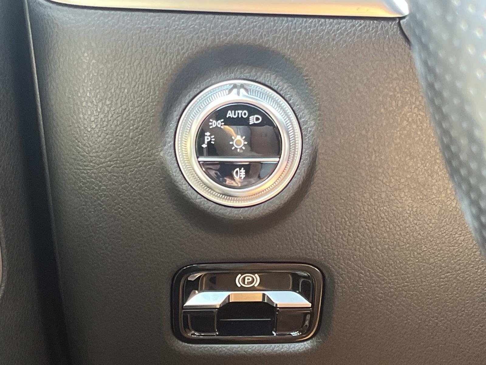 Certified Used 2024 Black Mercedes-Benz C 300 image 39