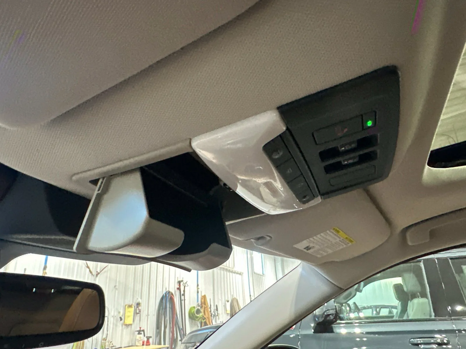 Used 2022 Gray Nissan Platinum image 82
