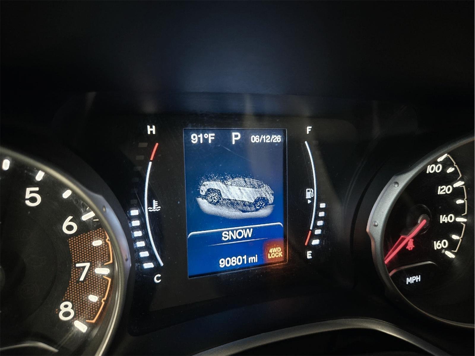 Used 2018 BLACK JEEP SPORT image 22