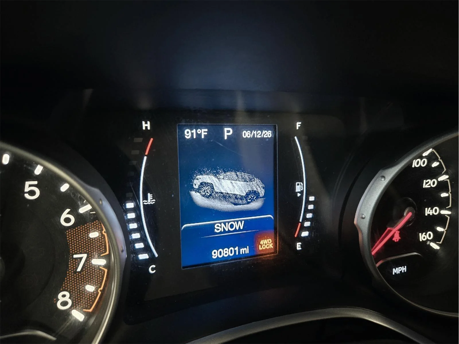 Used 2018 BLACK JEEP SPORT image 22