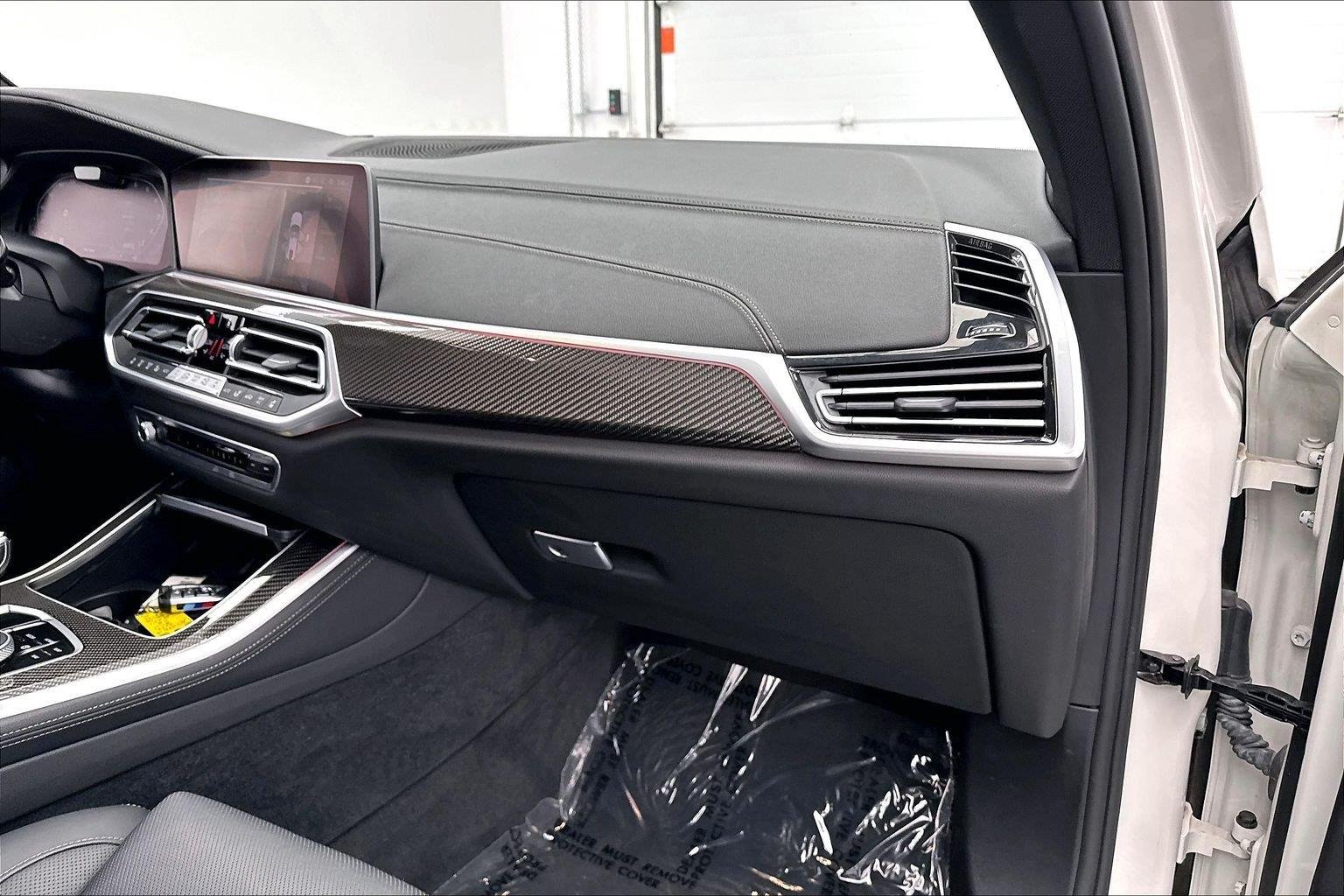 Certified Used 2022 Alpine White BMW M50i image 26