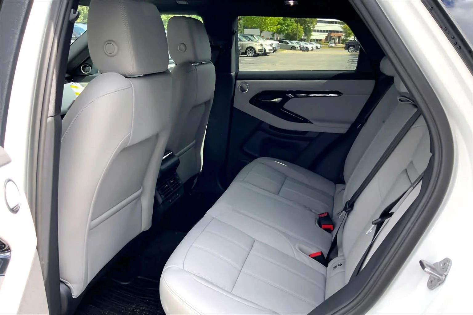 New 2026 Fuji White Land Rover Core S image 14