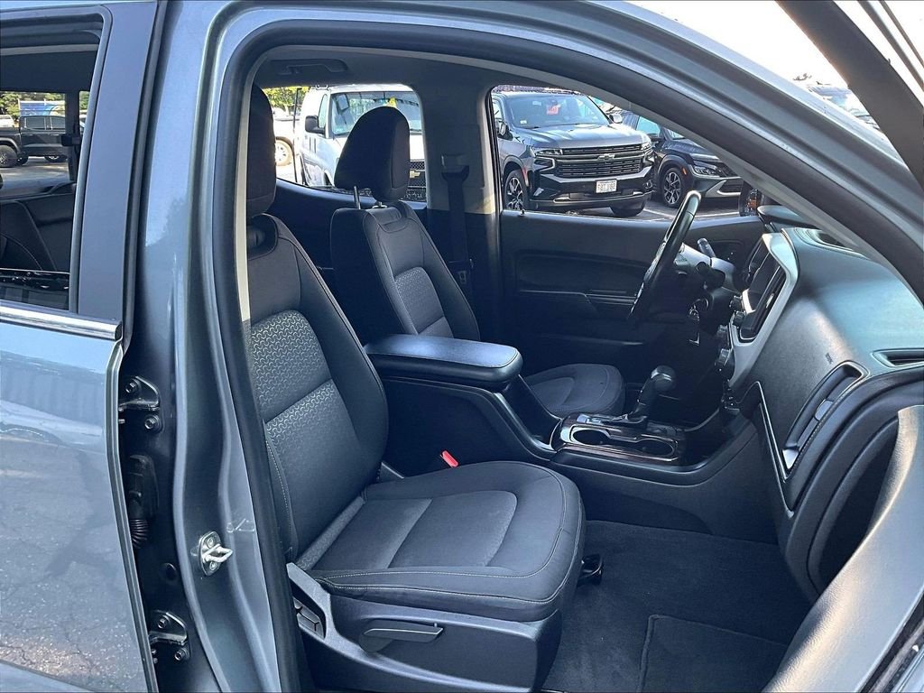Used 2020 Gray GMC SLE1 image 11