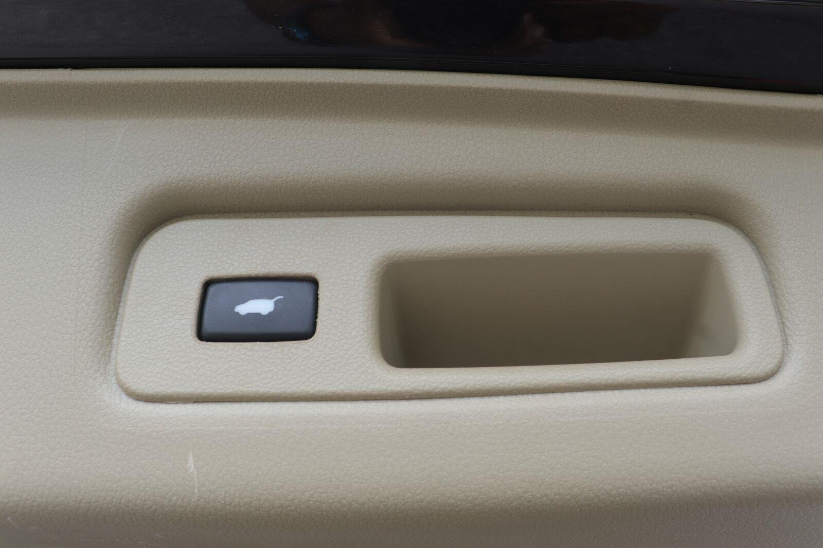 Used 2015  Acura Tech Pkg image 17