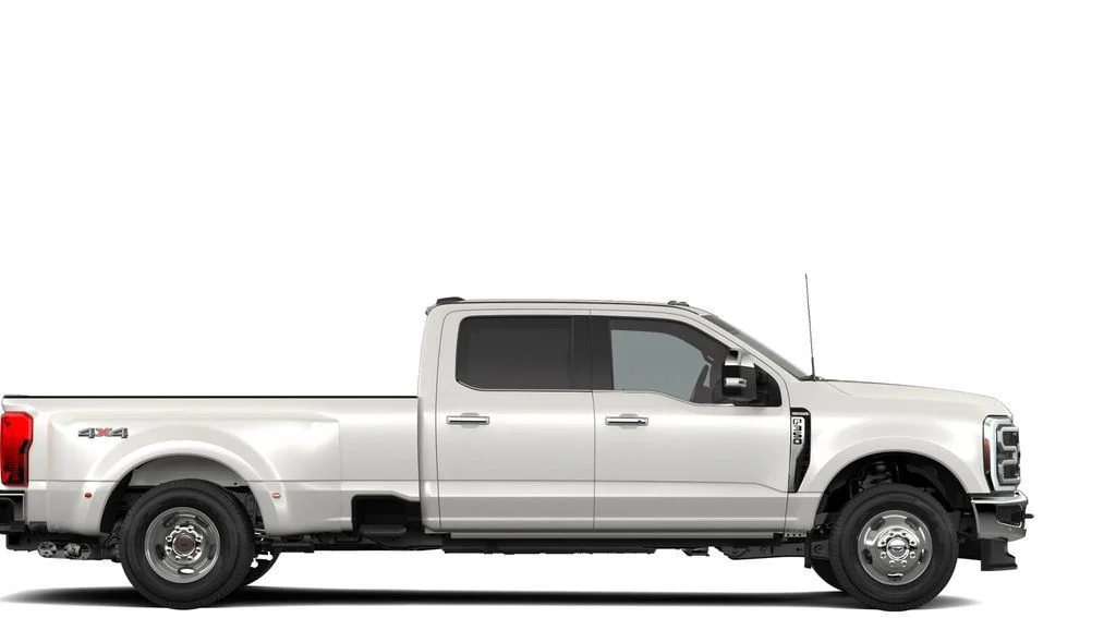 New 2026 Star White Metallic Tri-Coat Ford F-350® King Ranch® image 5