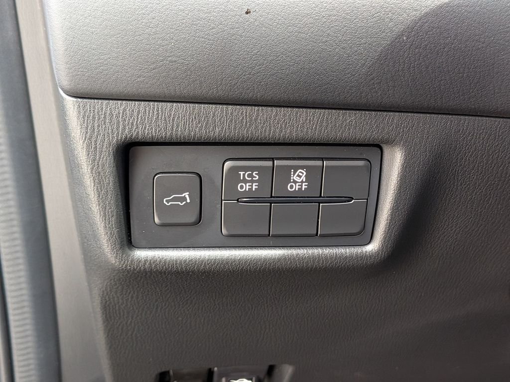 Used 2020 Black Mazda Touring image 20