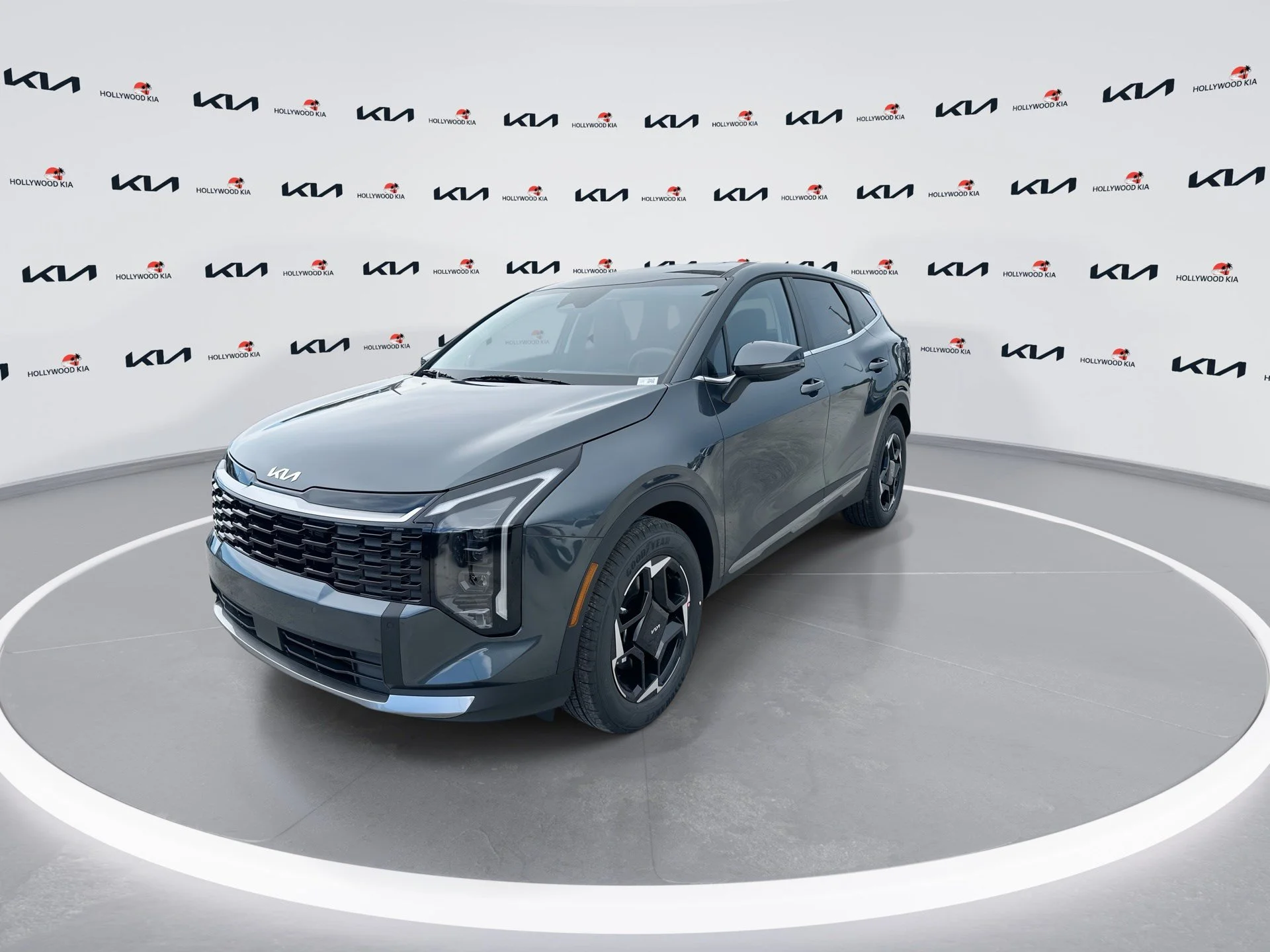 New 2026 Gravity Gray Kia EX image 4