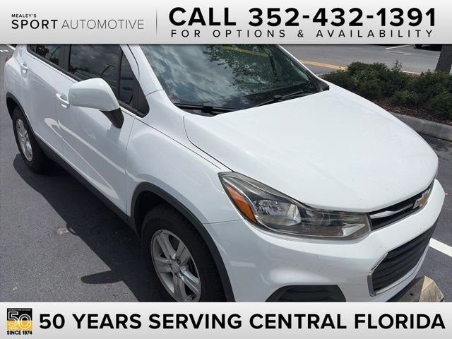 2020 Chevrolet Trax LS's photo