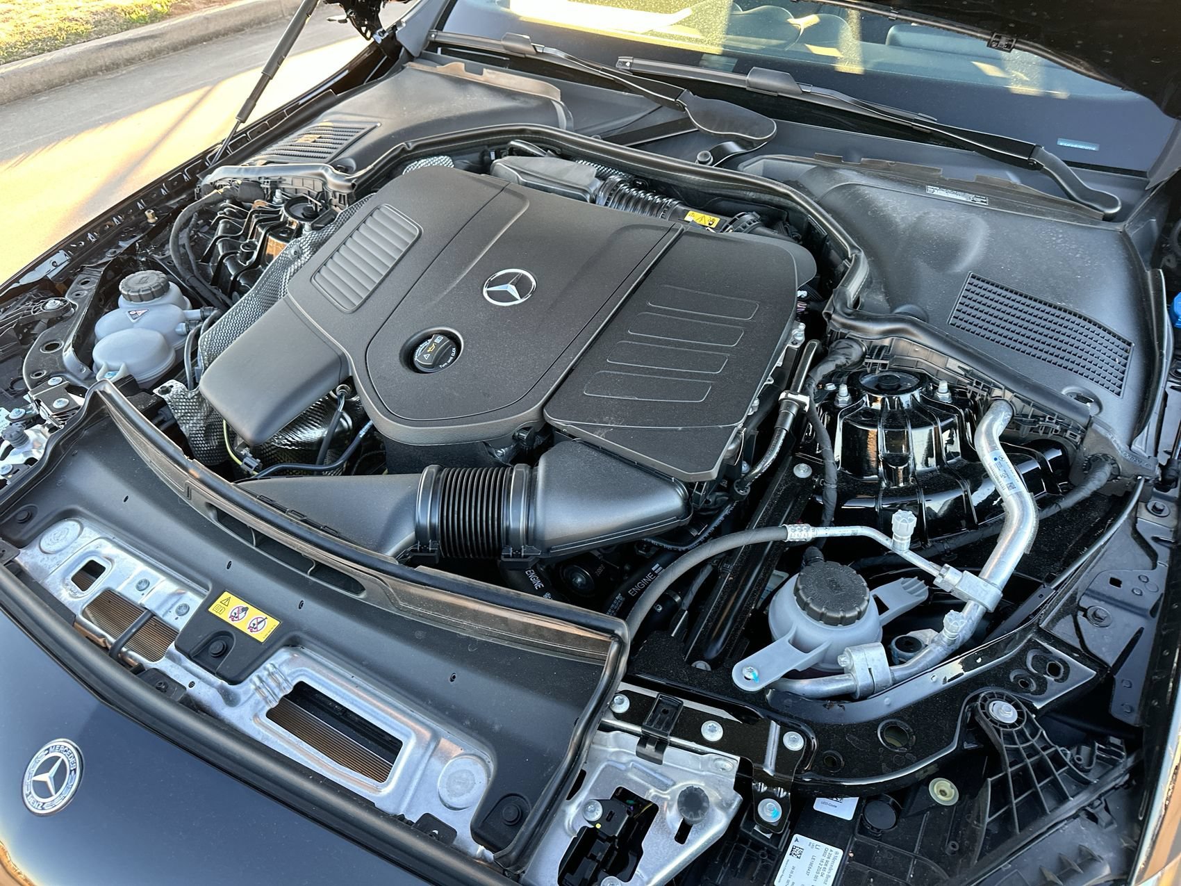 2025 Mercedes-Benz C-Class Sedan C 300 - Photo 21
