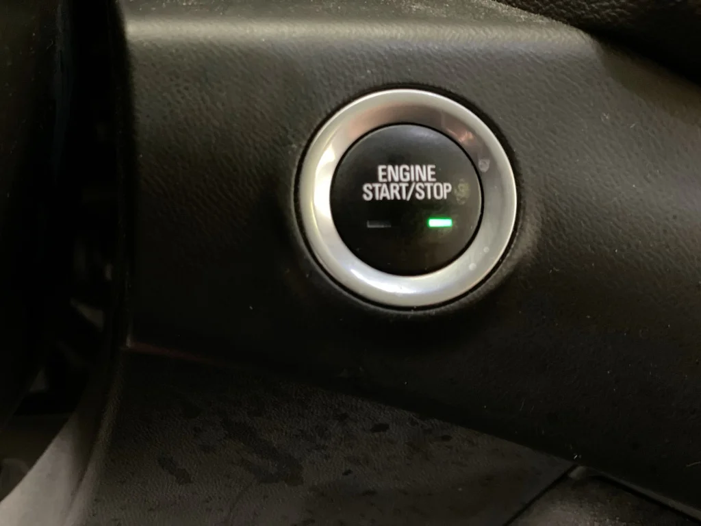 Used 2020 GRAY GMC SLT image 17