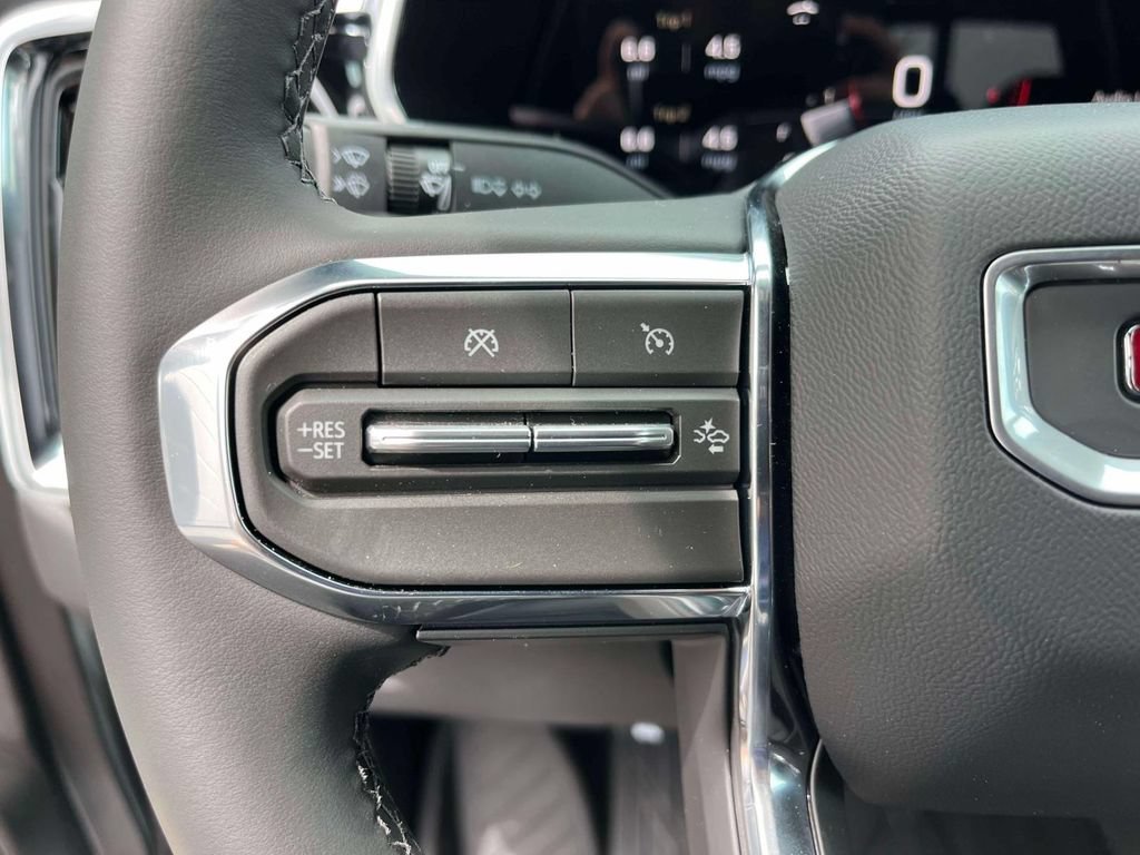 New 2026 Sterling Metallic GMC Elevation image 25