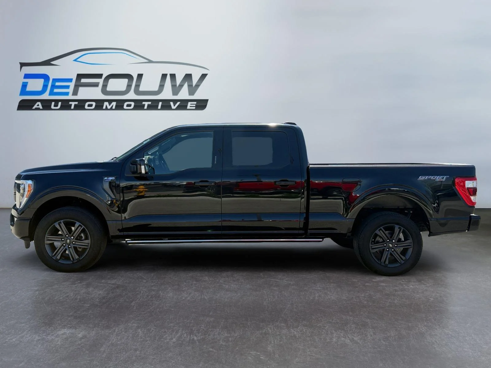 Used 2023 Agate Black Ford LARIAT image 6