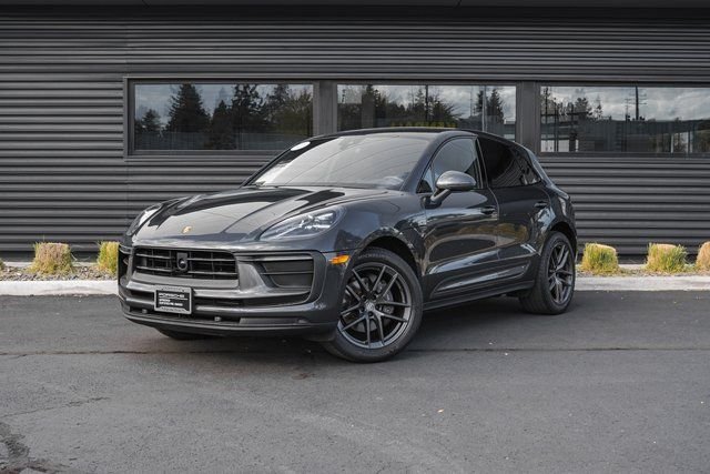 2023 Porsche Macan T