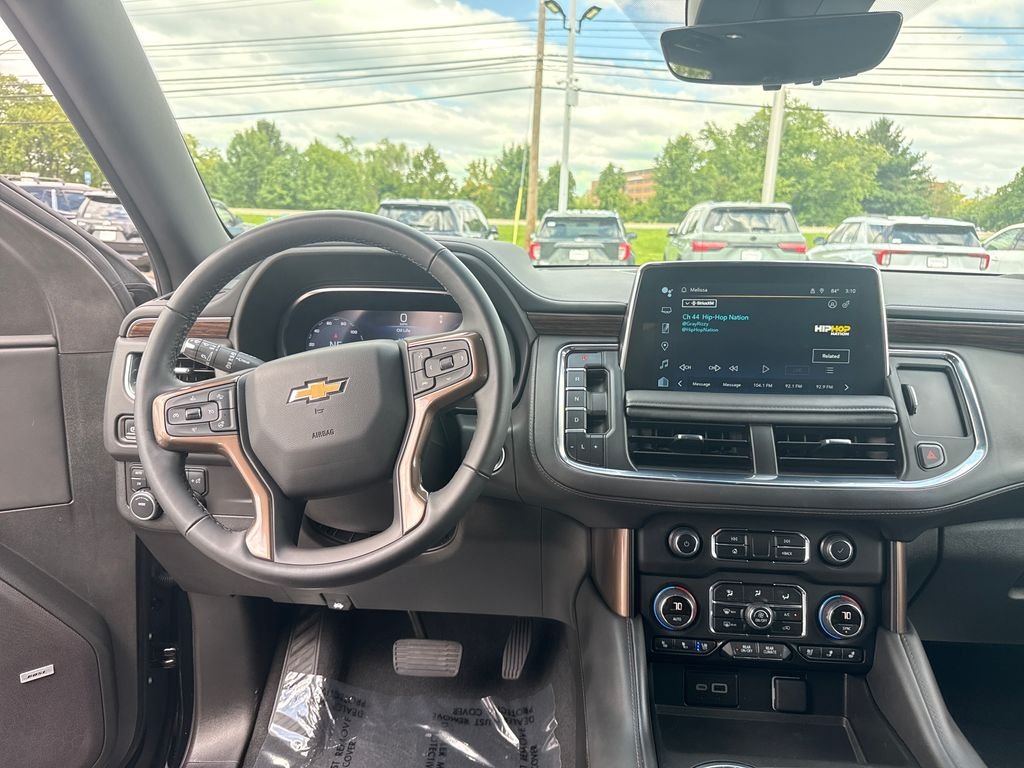 Used 2024 Black Chevrolet High Country image 15