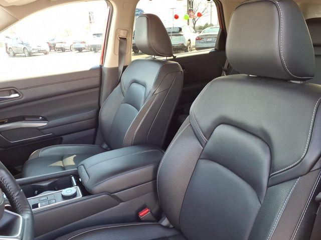 2024 Nissan Pathfinder SL - Photo 15