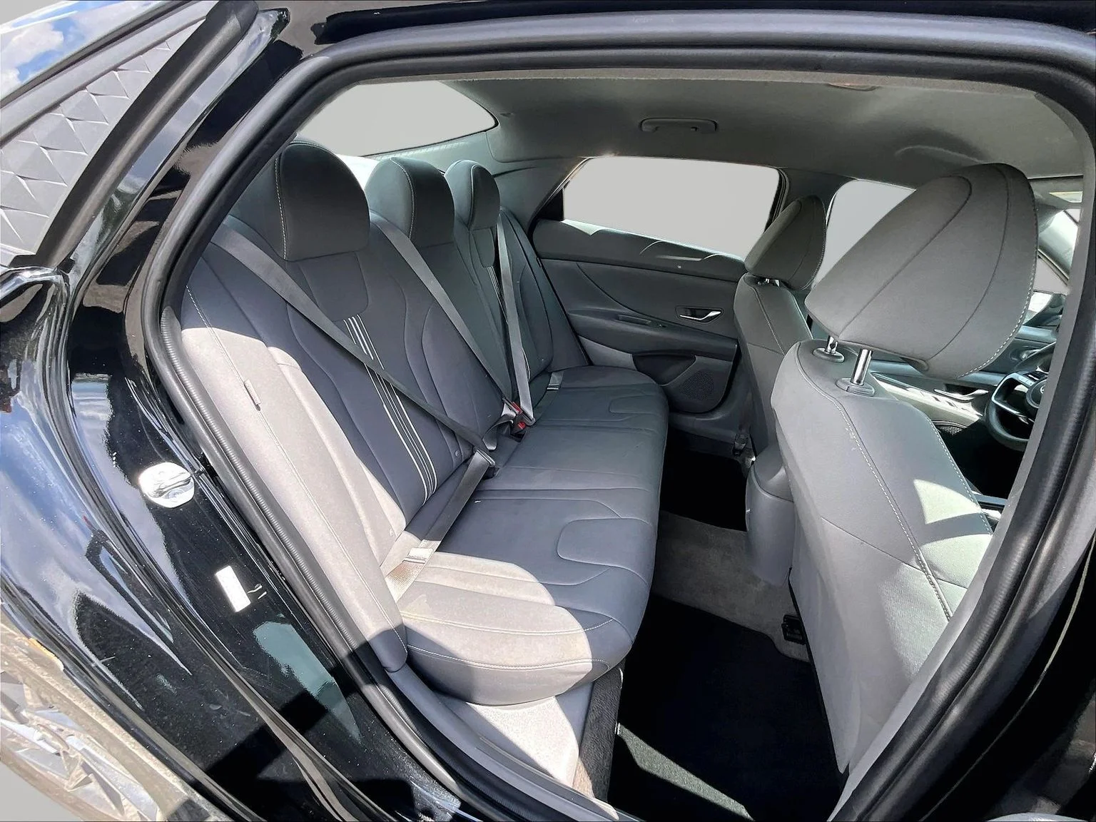 Used 2024 Black Hyundai SEL image 26