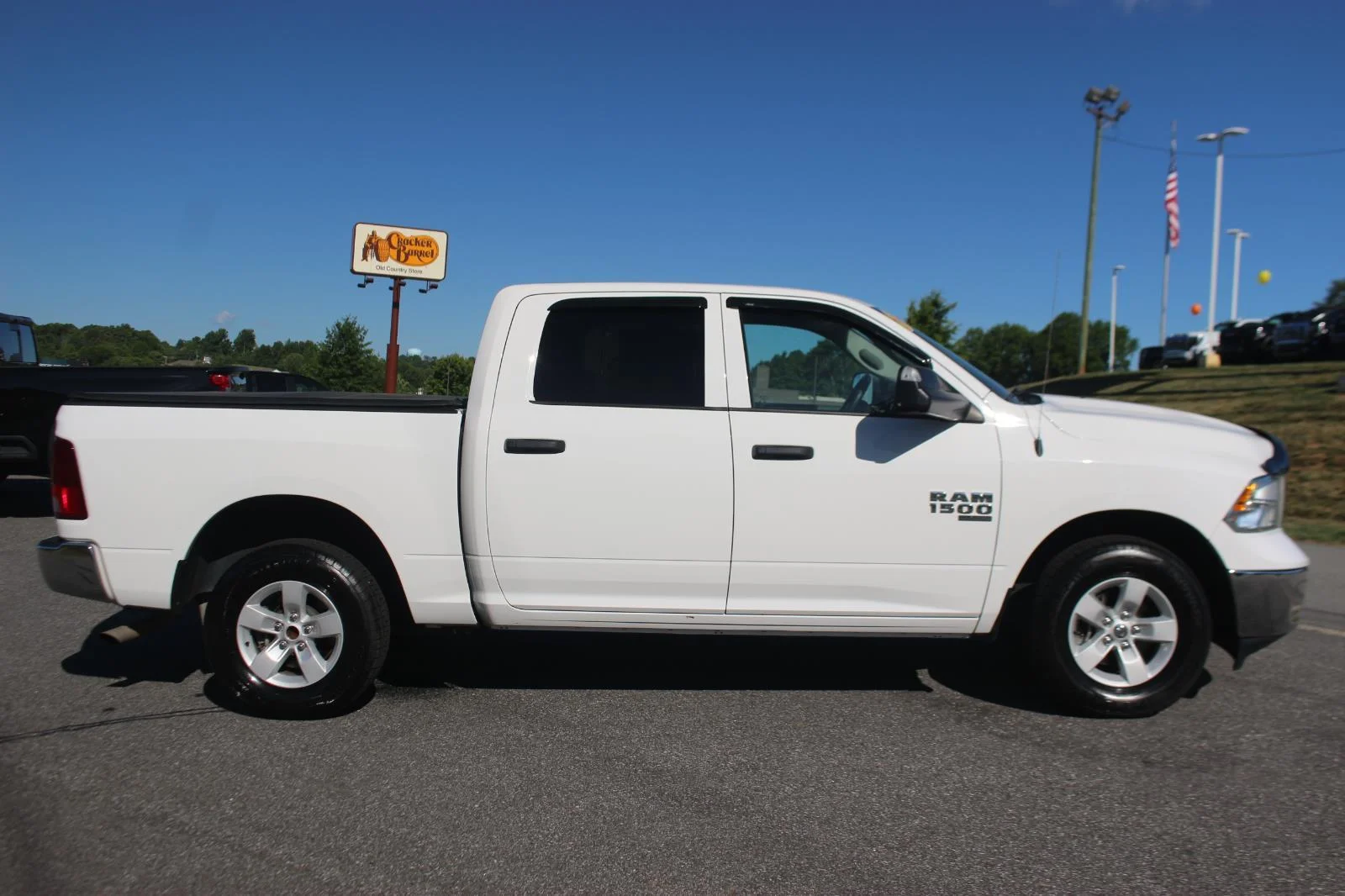 Used 2023 White Ram SLT image 8