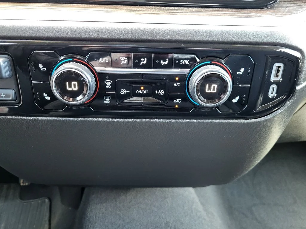 Used 2025 Sterling Gray Metallic Chevrolet LT image 15
