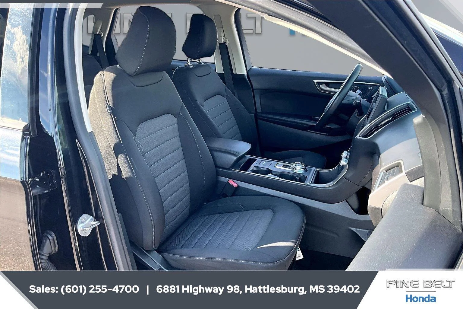 Used 2022 Agate Black Ford SE image 6