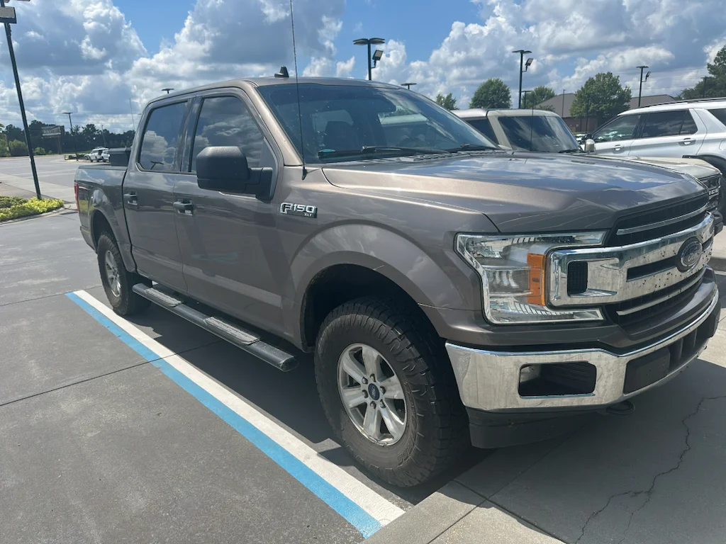 Used 2019 Stone Gray Metallic Ford XLT image 2