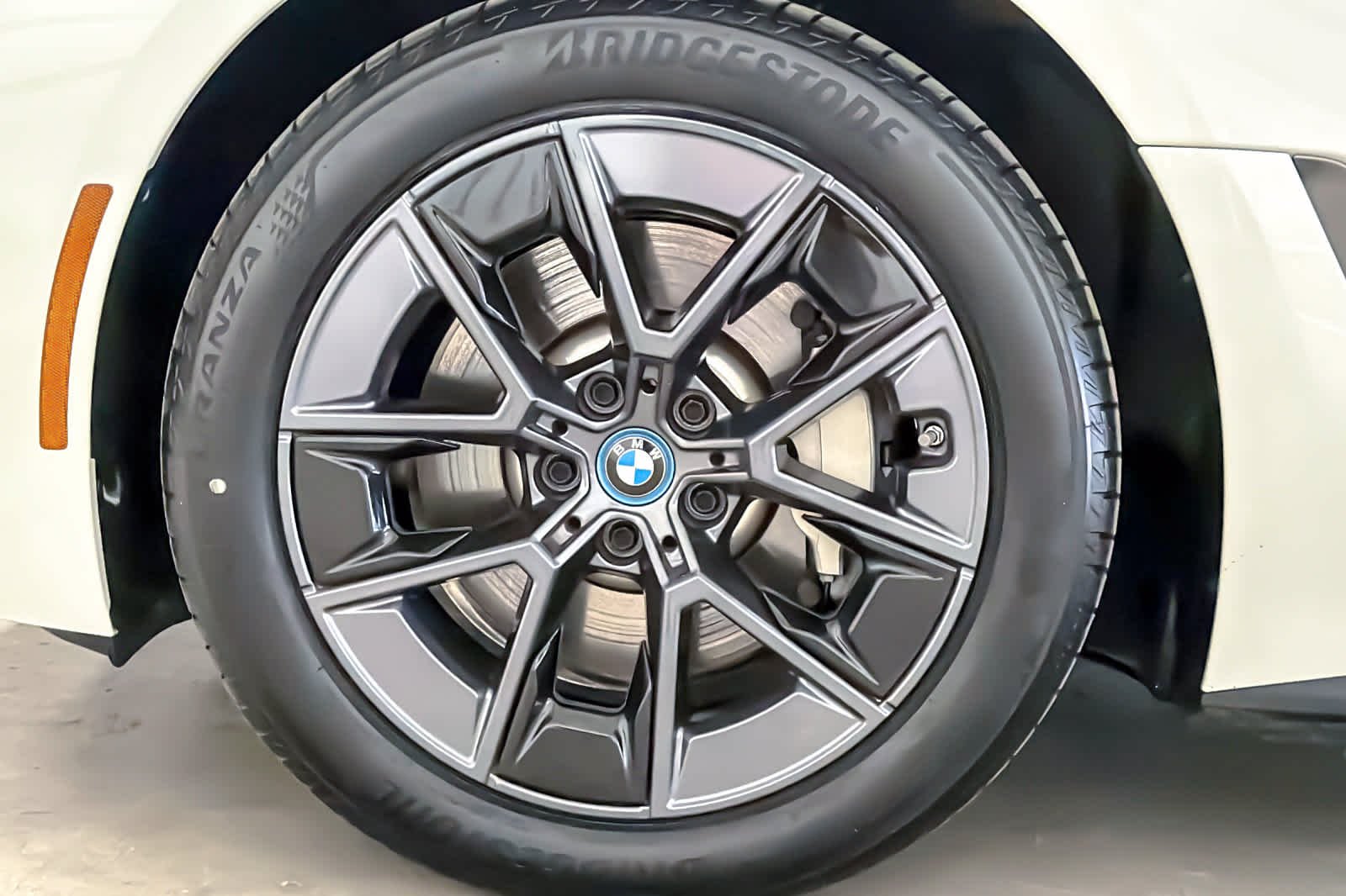 Certified Used 2024 Alpine White BMW eDrive35 image 26