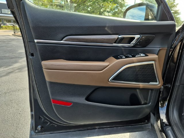 Certified Used 2021 Black Kia SX image 12