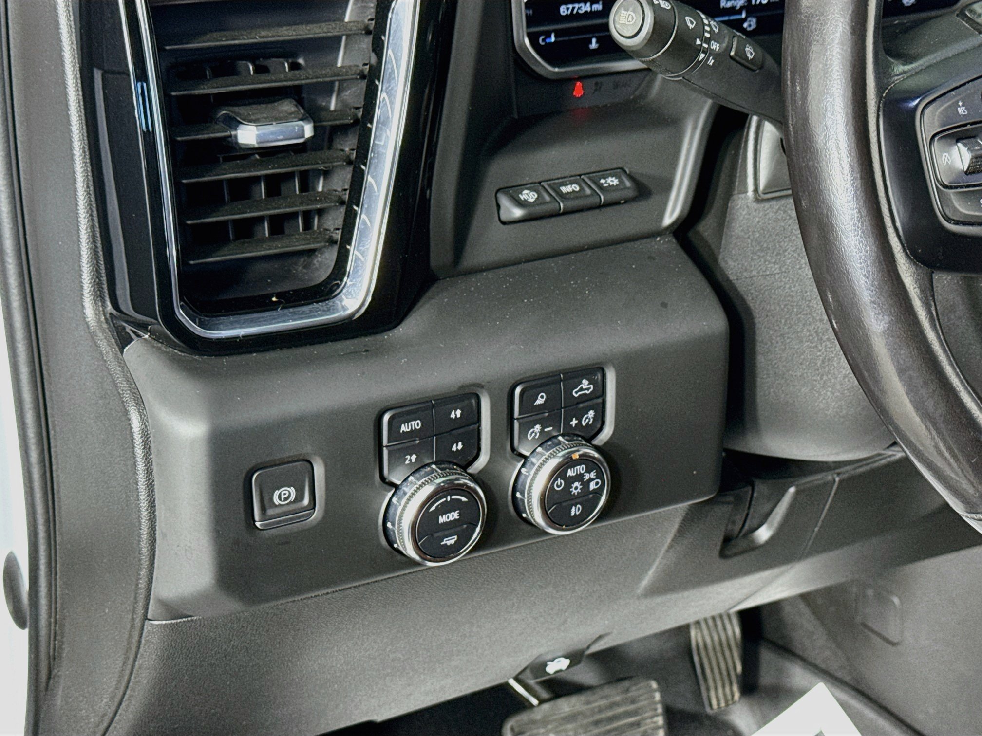 Used 2024 White GMC Denali Ultimate image 16