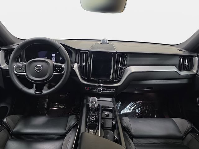 Used 2023 Silver Dawn Metallic Volvo T8 Polestar image 10