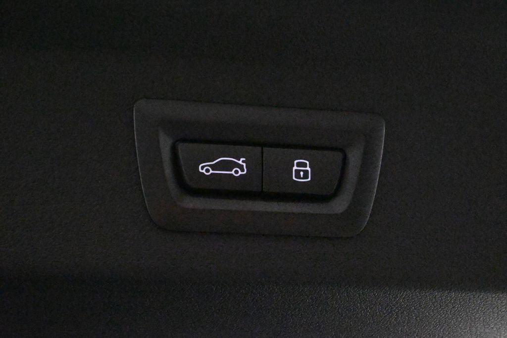 2025 BMW X2 28i - Photo 37