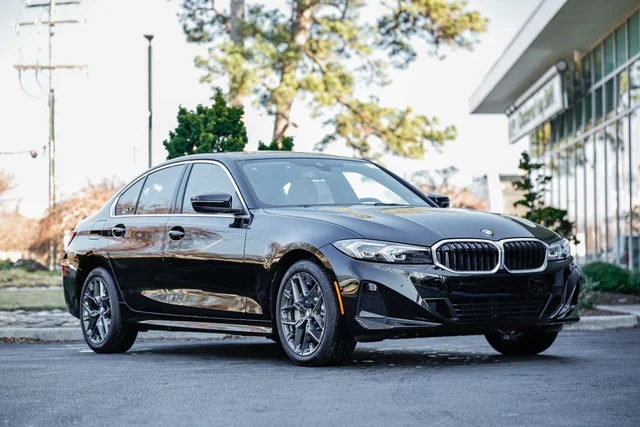 2025 BMW 3 Series 330i xDrive