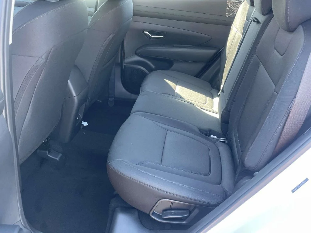 New 2026 White Hyundai SE image 11