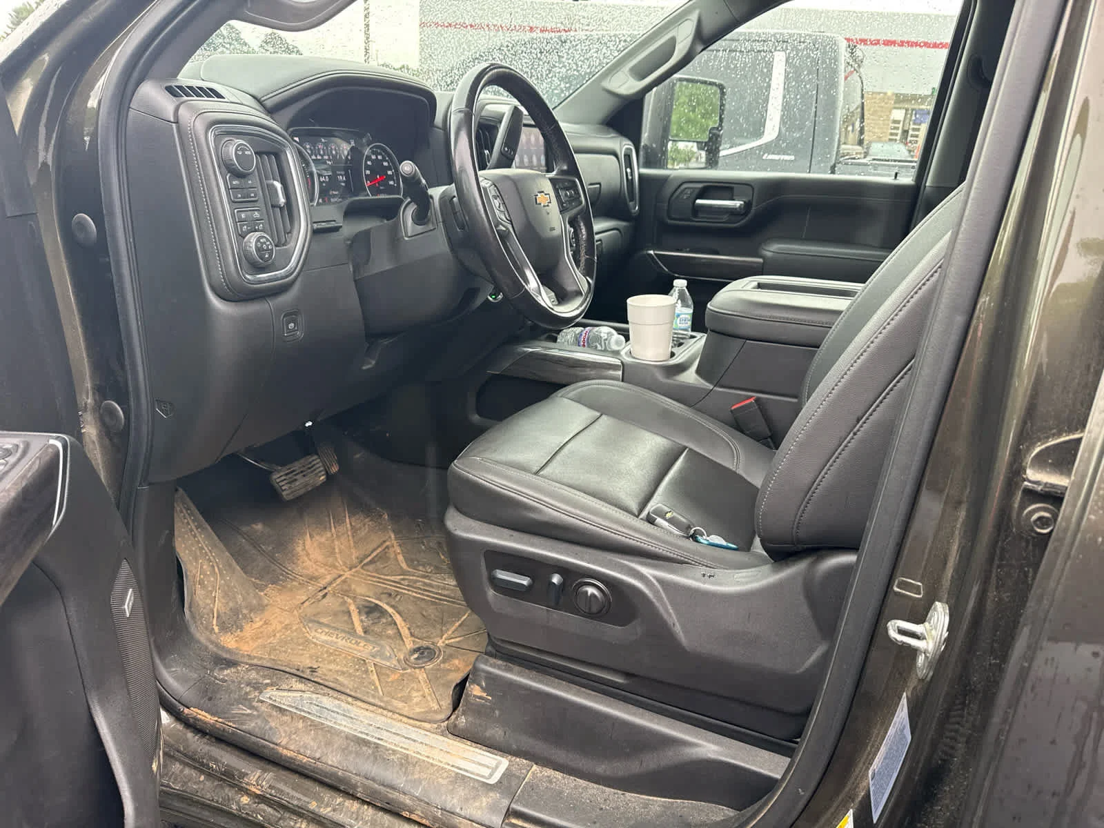 Used 2022 Greenstone Metallic Chevrolet LTZ image 7