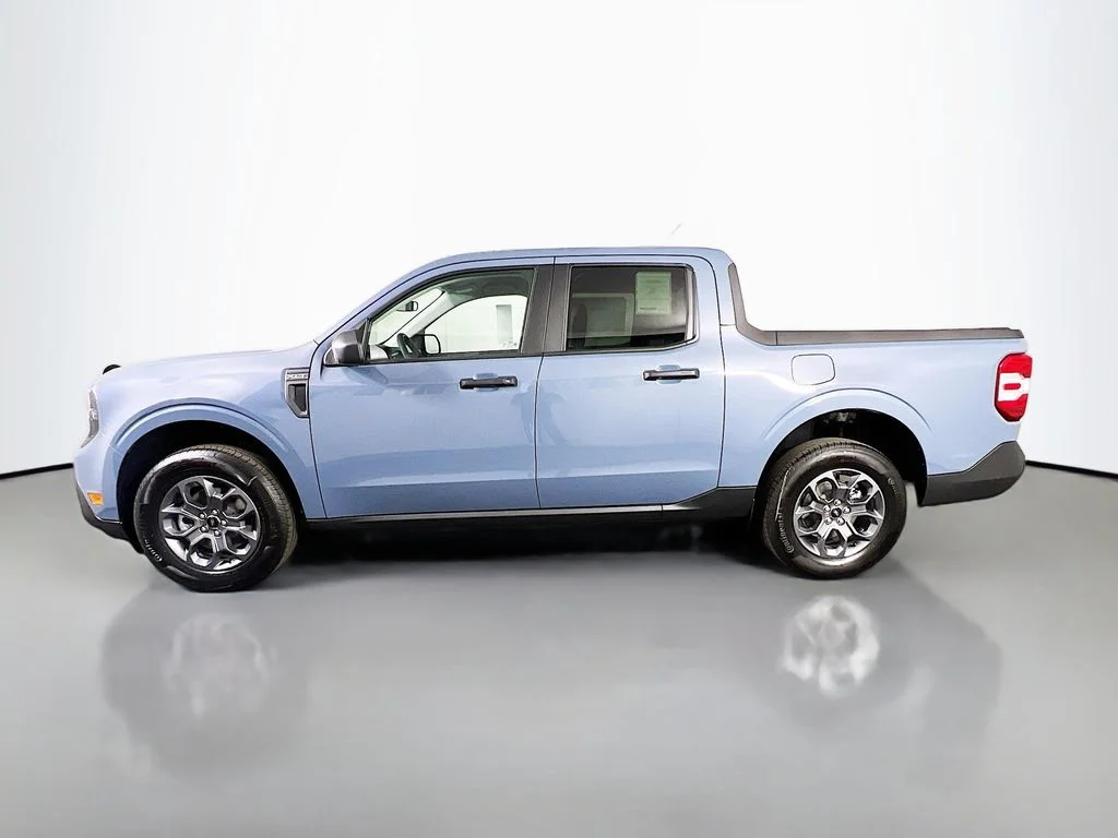 New 2026 Azure Gray Metallic Tri-Coat Ford XLT image 6