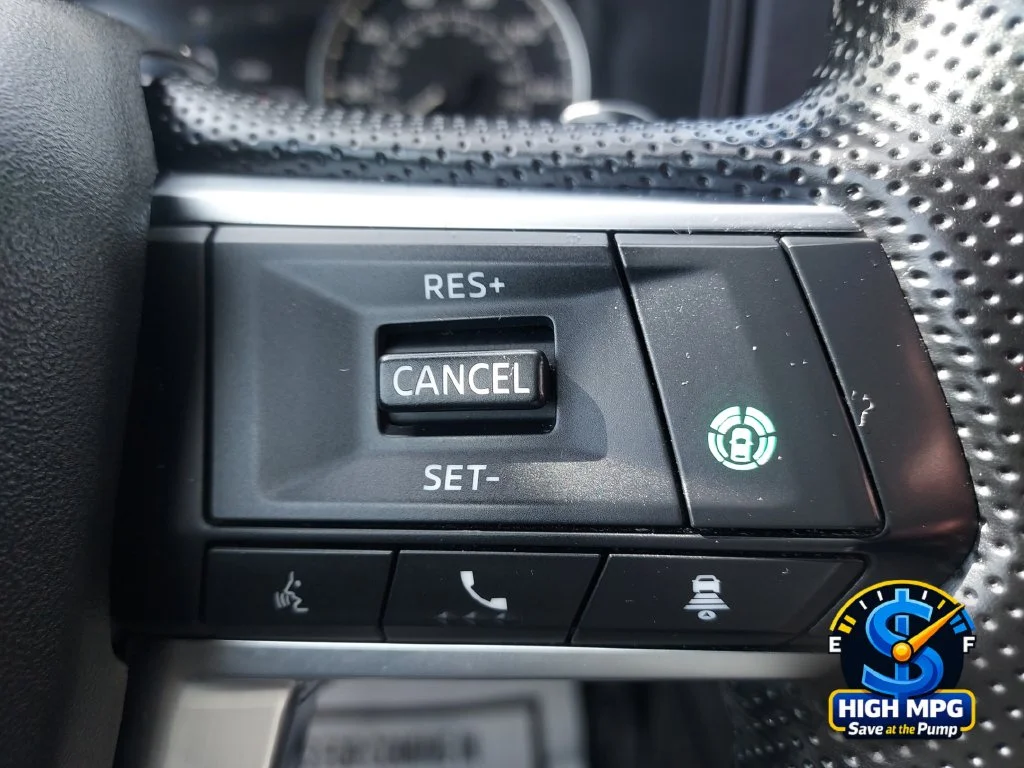 Used 2024 Black Mitsubishi SE image 23