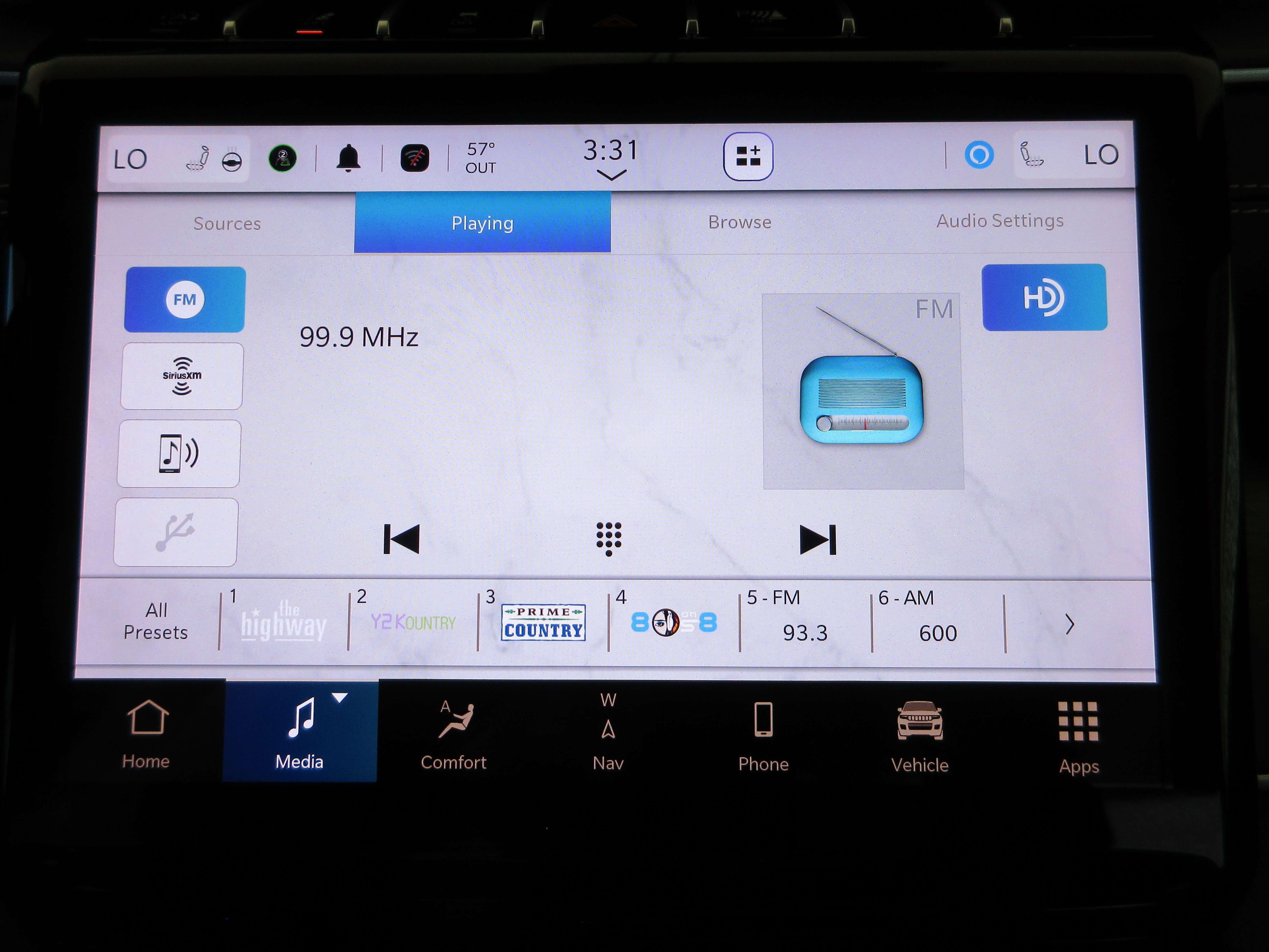 Used 2024 Velvet Red Pearlcoat Jeep Limited image 44