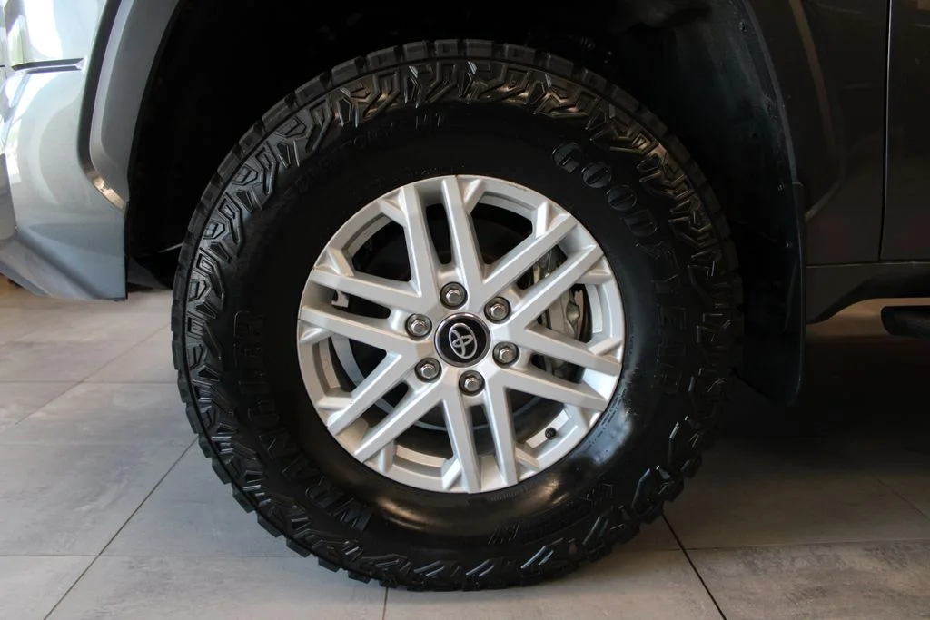 Used 2025 Magnetic Gray Metallic Toyota SR5 image 9