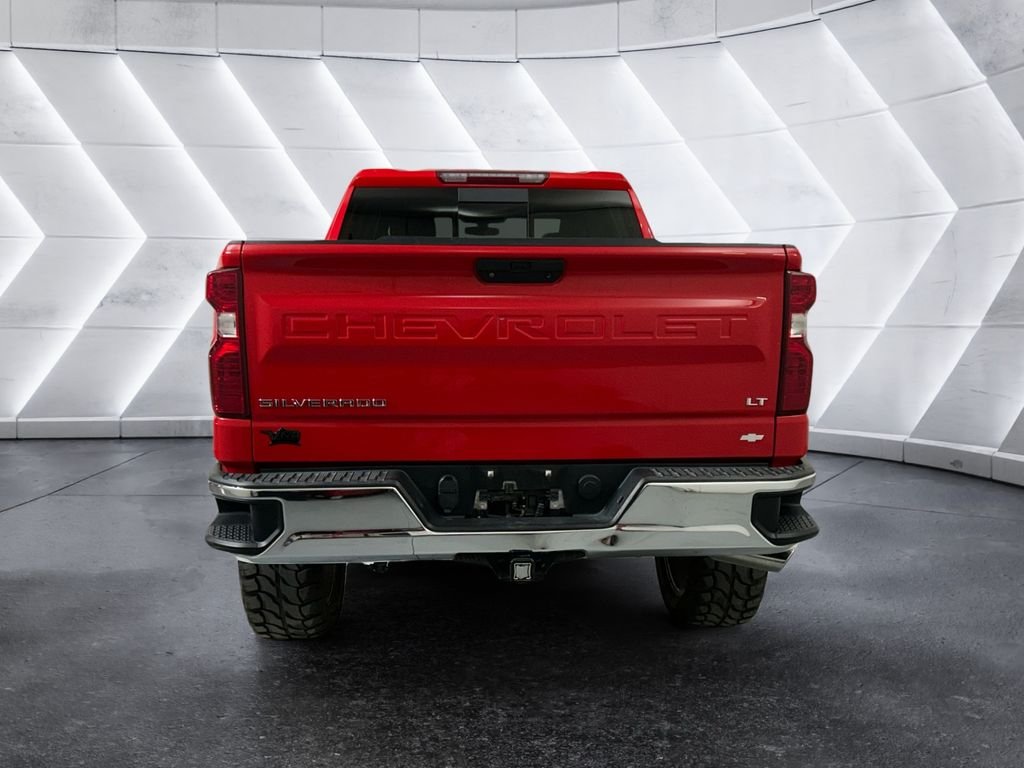 Used 2022 Red Chevrolet LT image 5