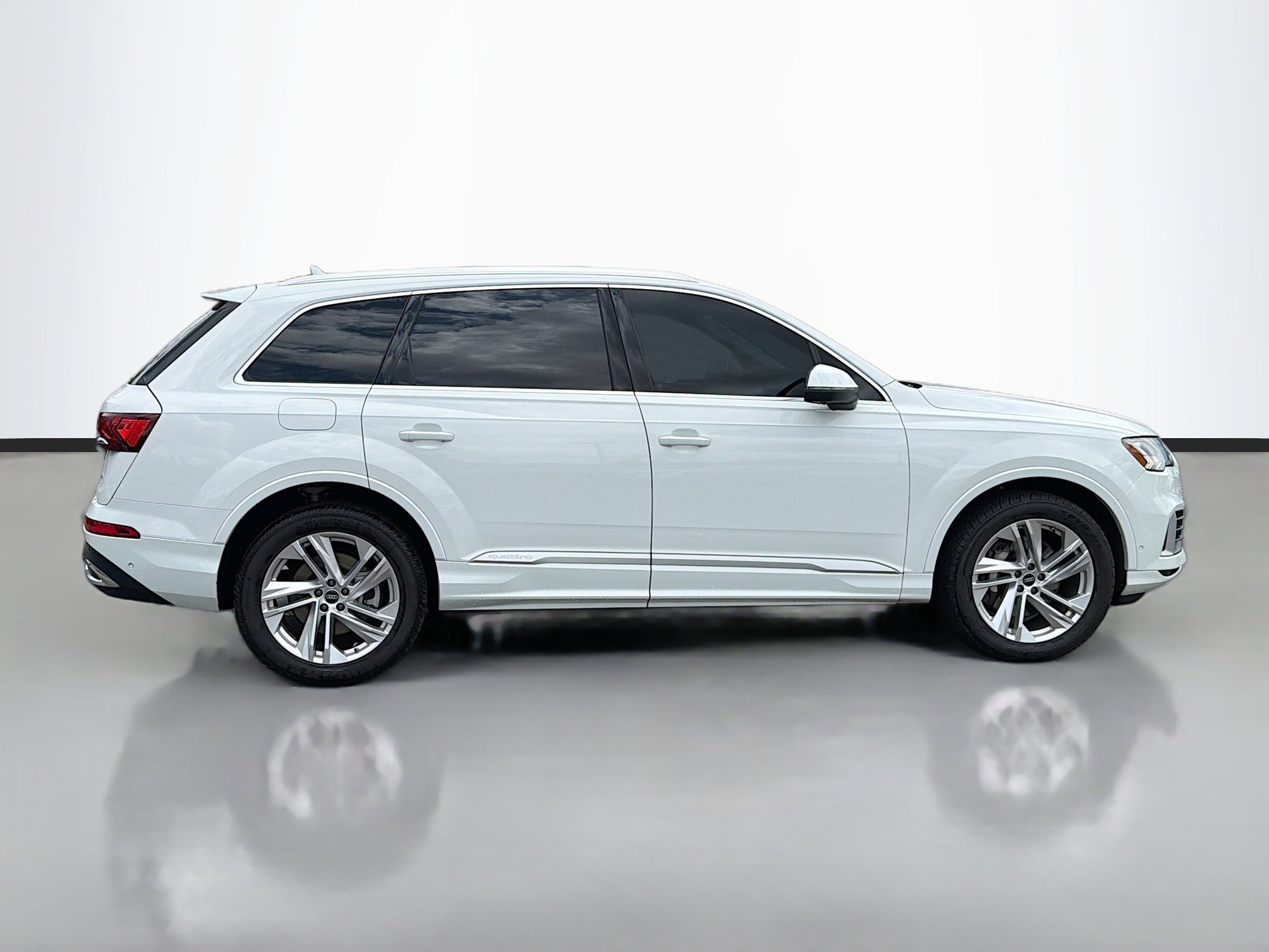 Used 2023 Carrara White Audi Premium Plus image 4