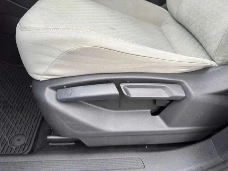 Used 2019 Gray Volkswagen 2.0T S image 11