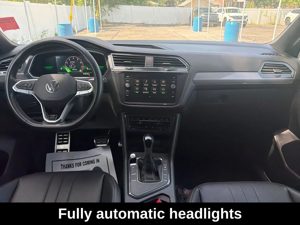 Used 2023 Silver Volkswagen 2.0T SE R-Line Black image 15