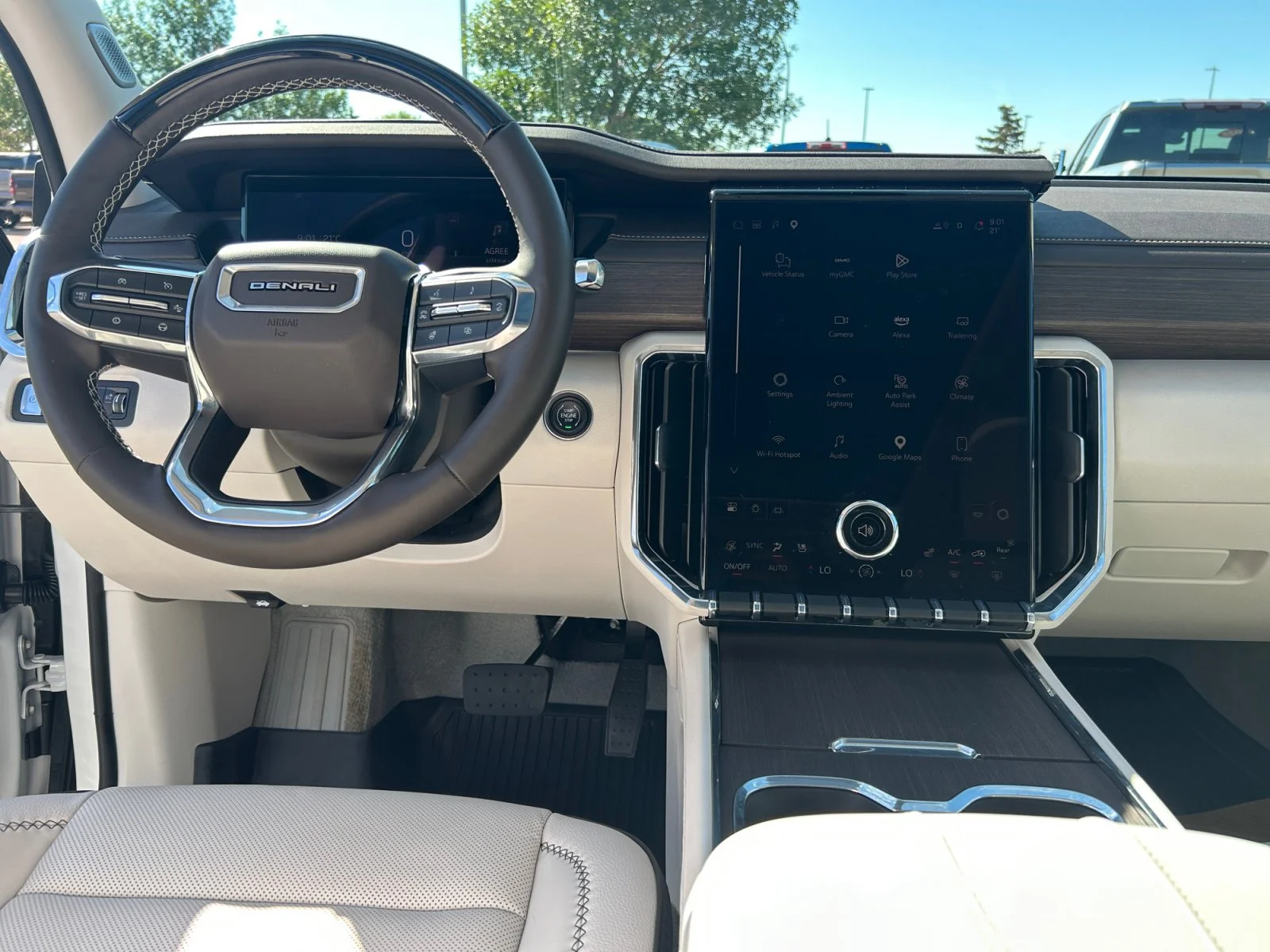 Used 2025 Summit White GMC Denali AWD Leather Sunroof Navigation image 22