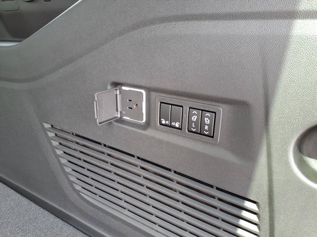 2026 GMC Yukon XL Elevation - Photo 7