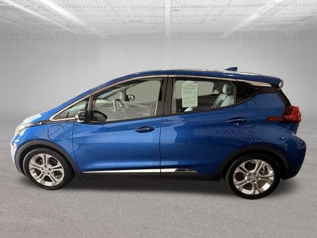 Used 2017 Includes (TUS) Black grille. Chevrolet LT image 4