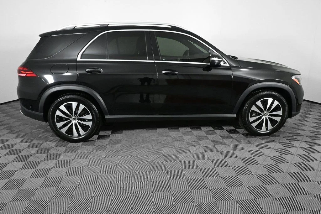 2025 Mercedes-Benz GLE GLE450 - Photo 21