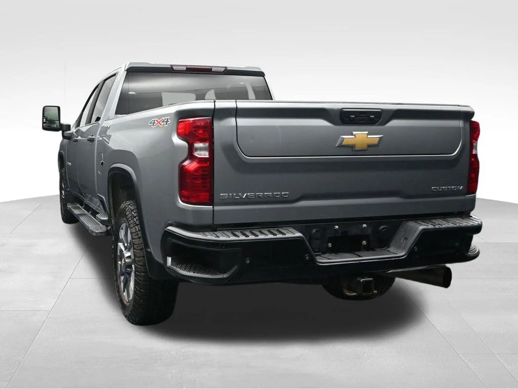 Used 2024 Gray Chevrolet Custom image 2